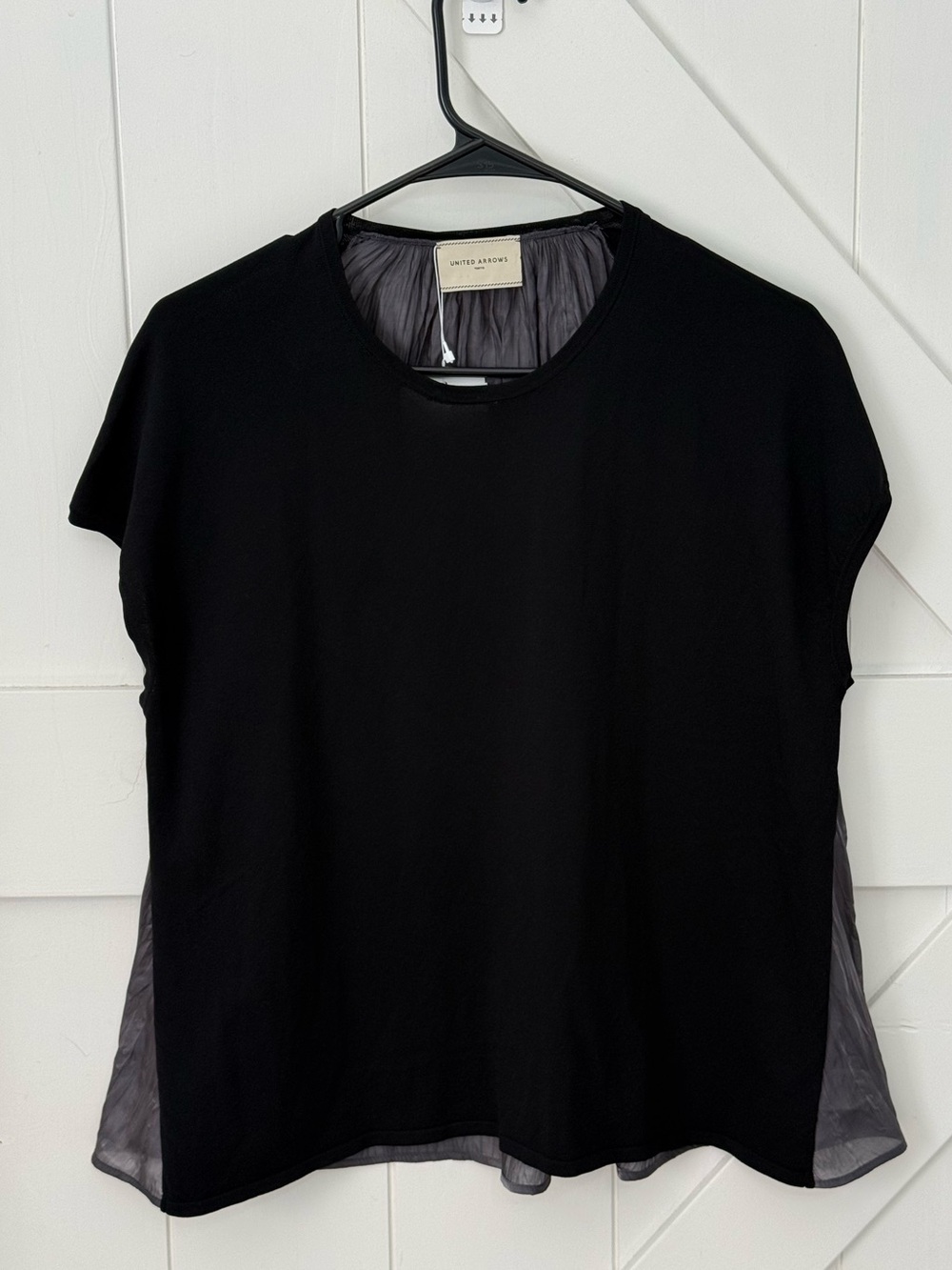 NWT United Arrows Tokyo Women’s black and Gray Blouse